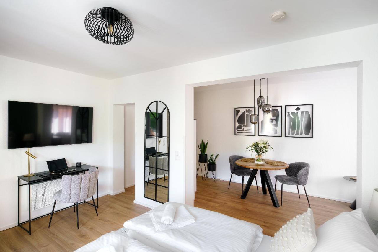 Staytona - Parkpl. - Balkon - Wlan - Netflix - Wfh Taunusstein Exterior foto